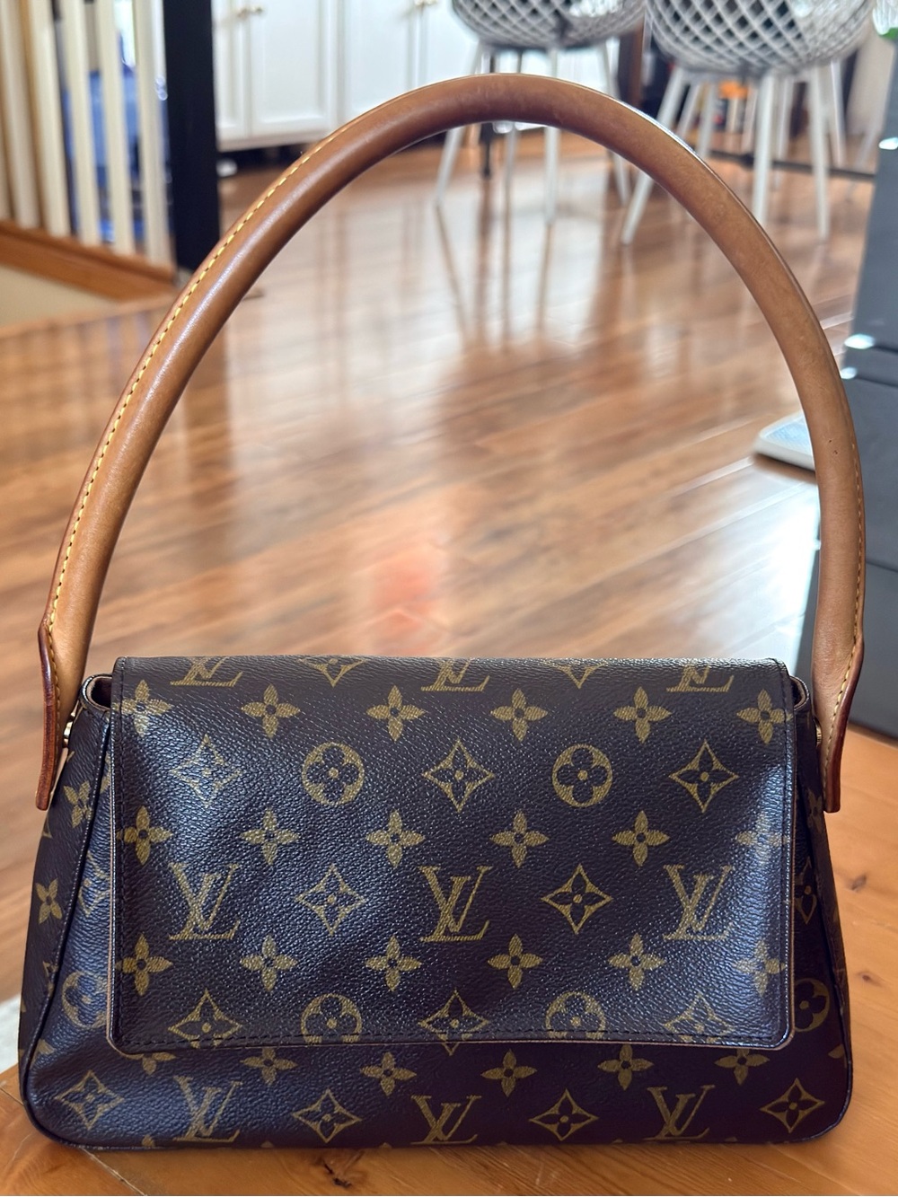 Louis Vuitton Monogram Canvas Looping PM